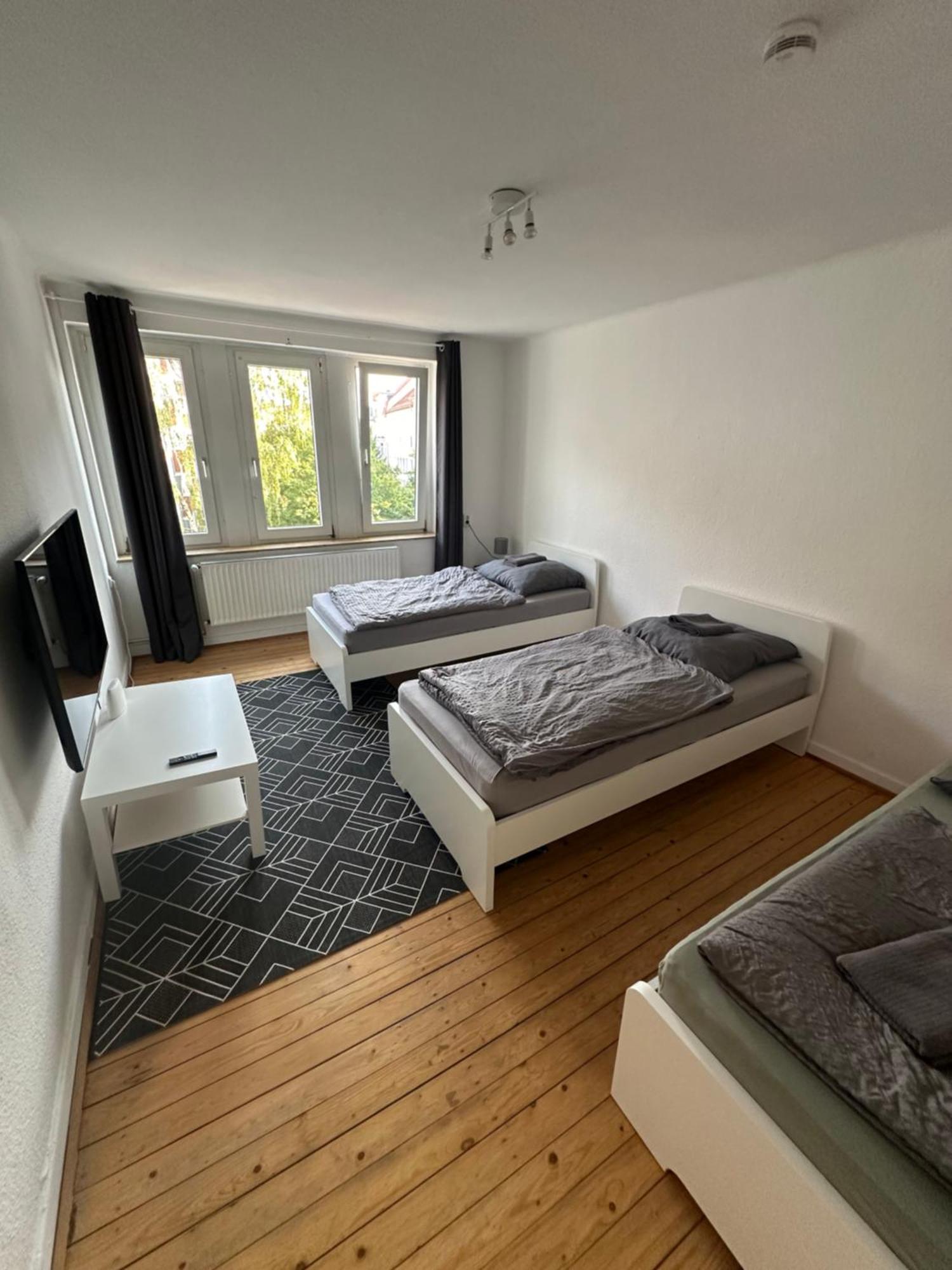 Doppelbett Unterkunft Vahrenwald-List 하노버 외부 사진